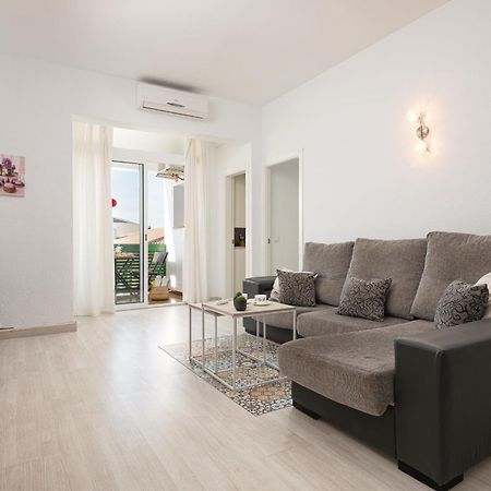 Apartment Xara Torres, At The Beach Of Alcudia Port de Alcudia  Exterior foto