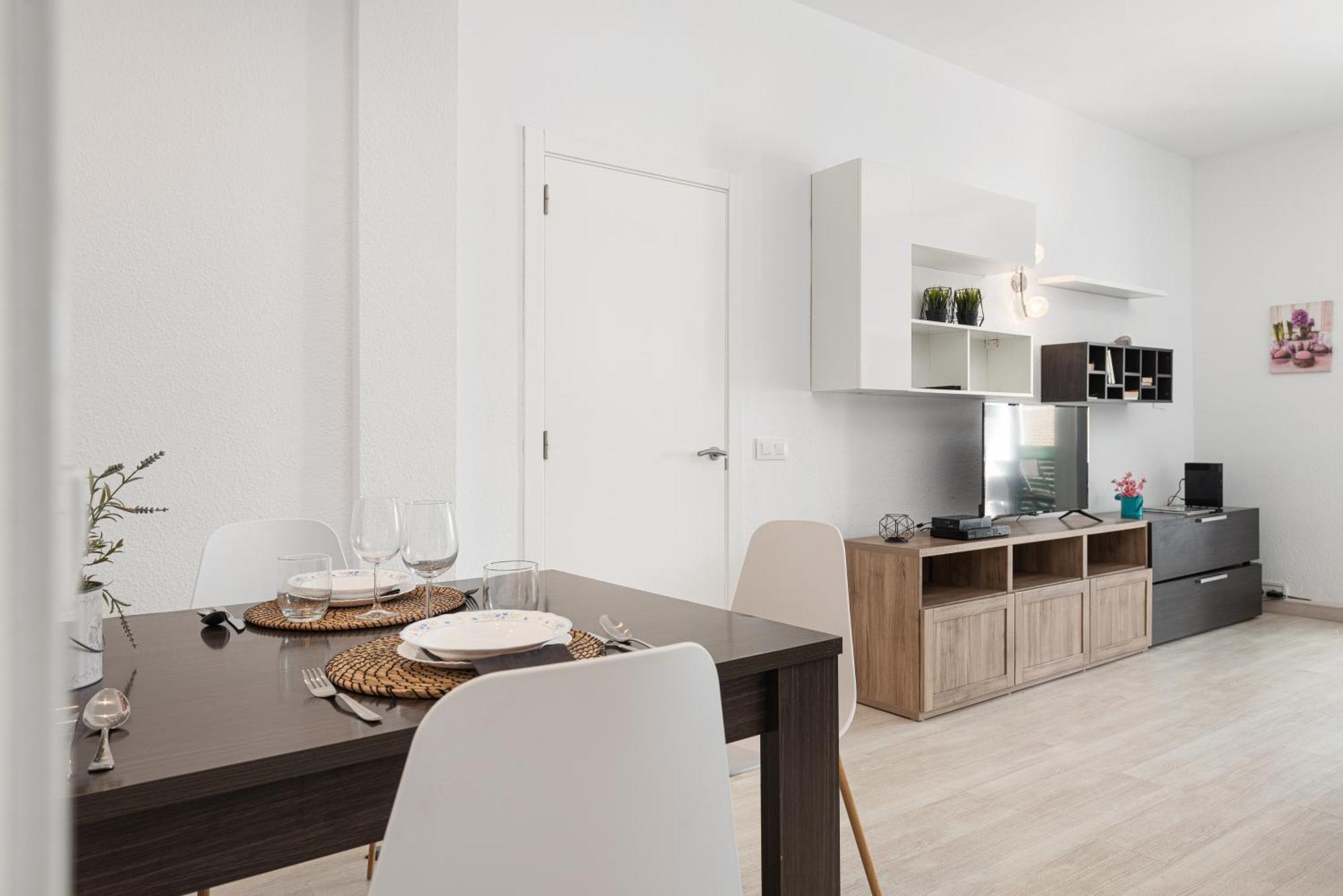 Apartment Xara Torres, At The Beach Of Alcudia Port de Alcudia  Exterior foto