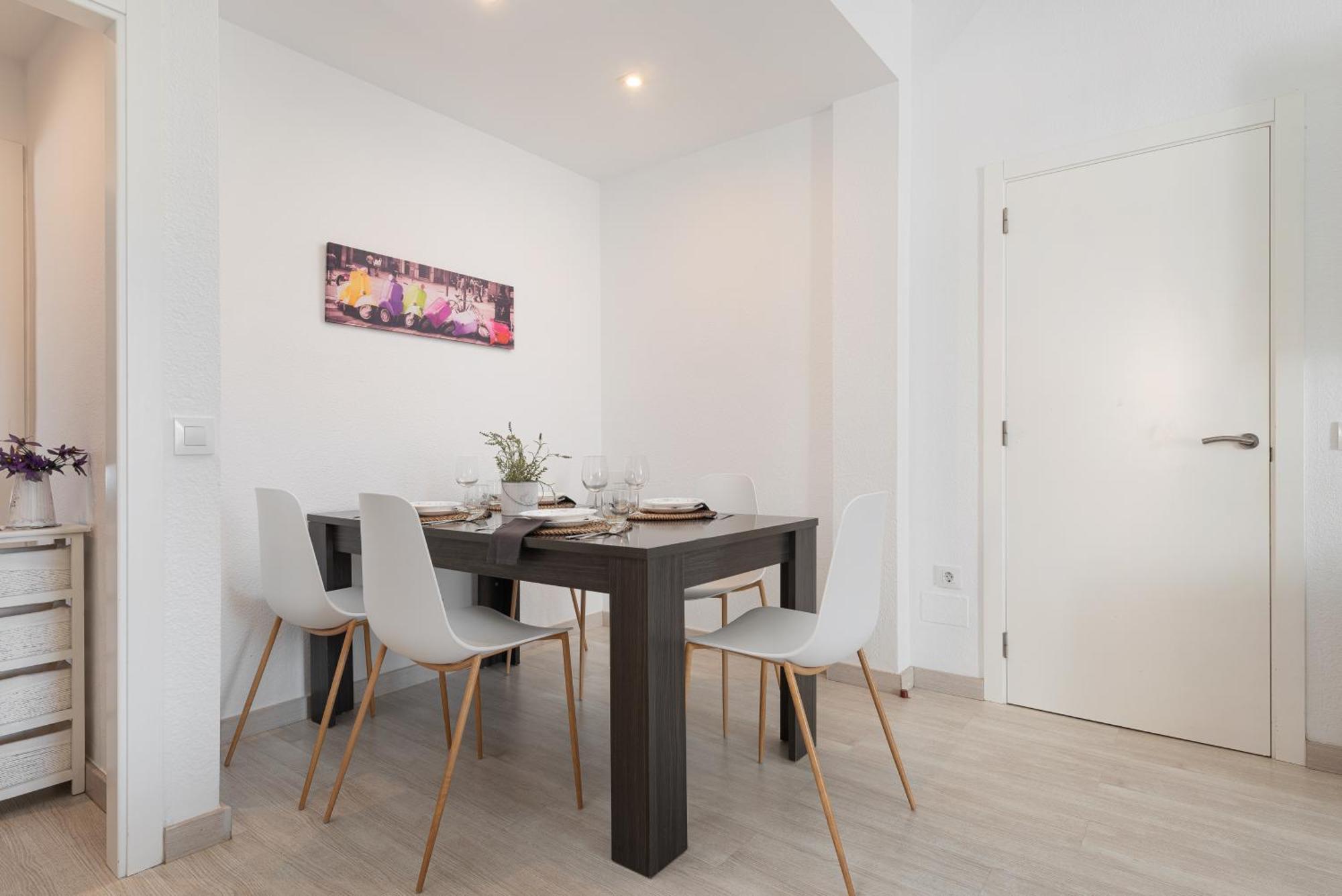 Apartment Xara Torres, At The Beach Of Alcudia Port de Alcudia  Exterior foto