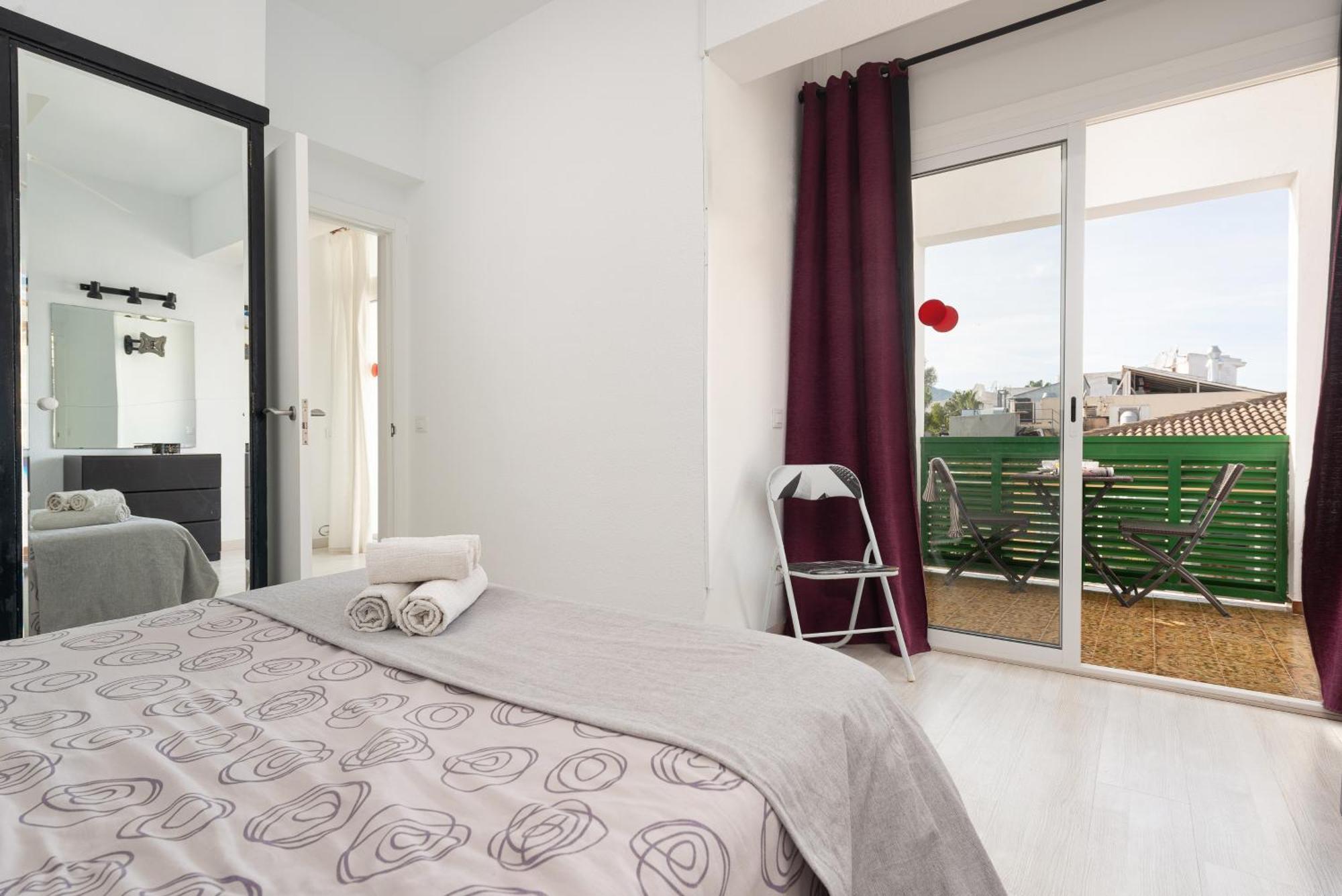 Apartment Xara Torres, At The Beach Of Alcudia Port de Alcudia  Exterior foto